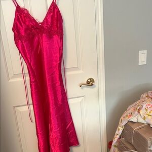 Large Fuchsia Lace Chemise